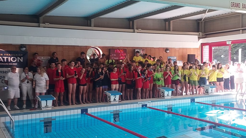 Cher Swimming League